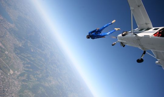 Sky Dive Weltmeisterschaft (c) Marcel âSchuschuâ Schuster).jpg Sky Dive Weltmeisterschaft (c) Marcel âSchuschuâ Schuster).jpg
