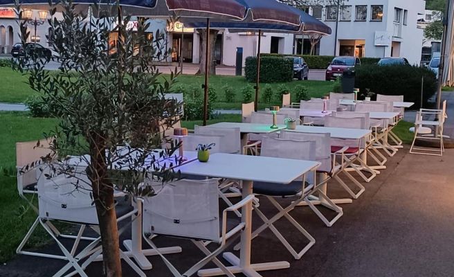 Zimmer & Appartements am SchloÃplatz