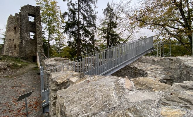 Altems_Aussichtssteg_Gefängnisturm_FotoHeidegger.jpg Altems_Aussichtssteg_Gefängnisturm_FotoHeidegger.jpg
