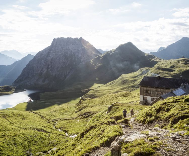 Morgenstimmung TilisunahÃ¼tte