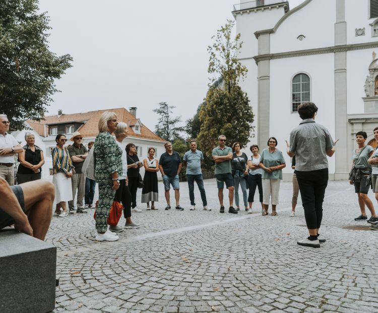 walk_hohenems_220817(c)sarahmistura-4 (c) Sarah Mistura - Tourismus und Stadtmarketing Hohenems GmbH walk_hohenems_220817(c)sarahmistura-4 (c) Sarah Mistura - Tourismus und Stadtmarketing Hohenems GmbH