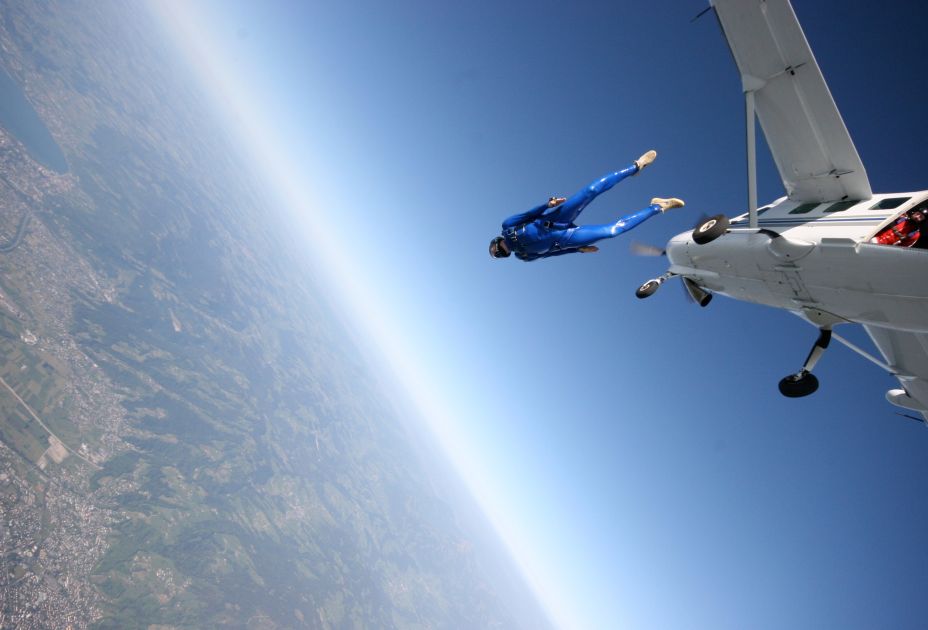 Sky Dive Weltmeisterschaft (c) Marcel âSchuschuâ Schuster).jpg Sky Dive Weltmeisterschaft (c) Marcel âSchuschuâ Schuster).jpg