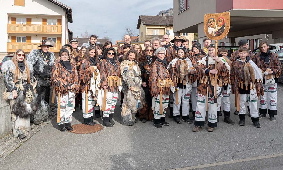 Embser Umzug_07.jpg Embser Umzug_07.jpg