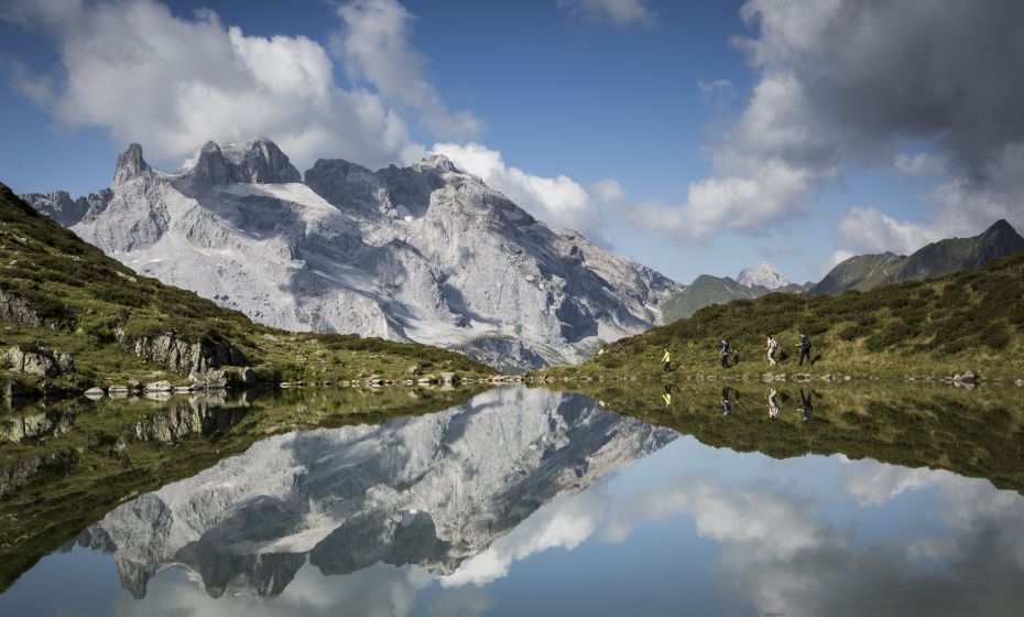 Tobelsee with Drei TÃ¼rme in the background