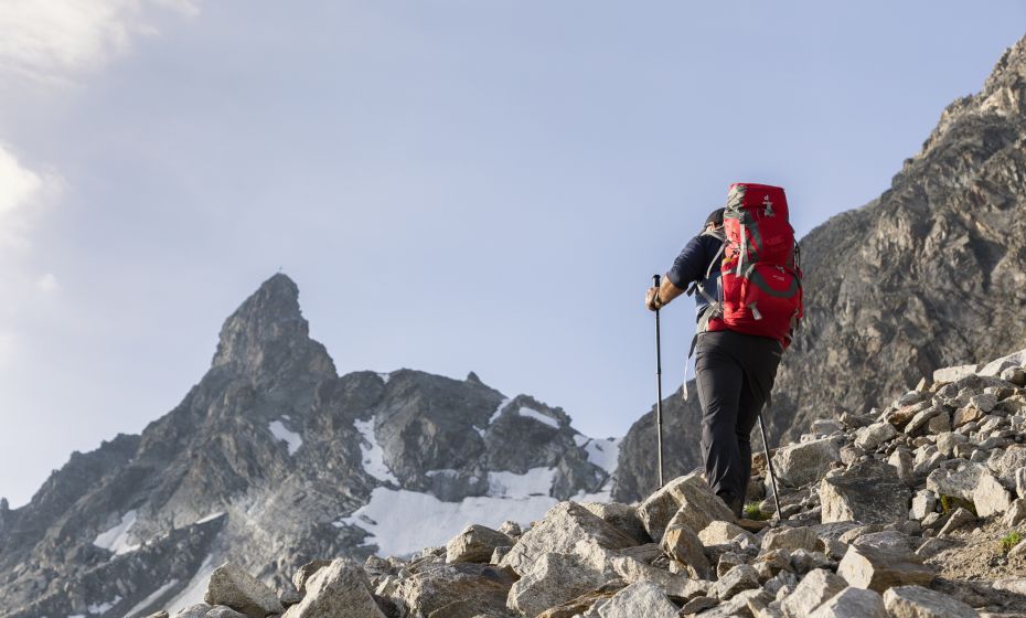 Wanderweg mit Blick auf den GroÃ Litzner