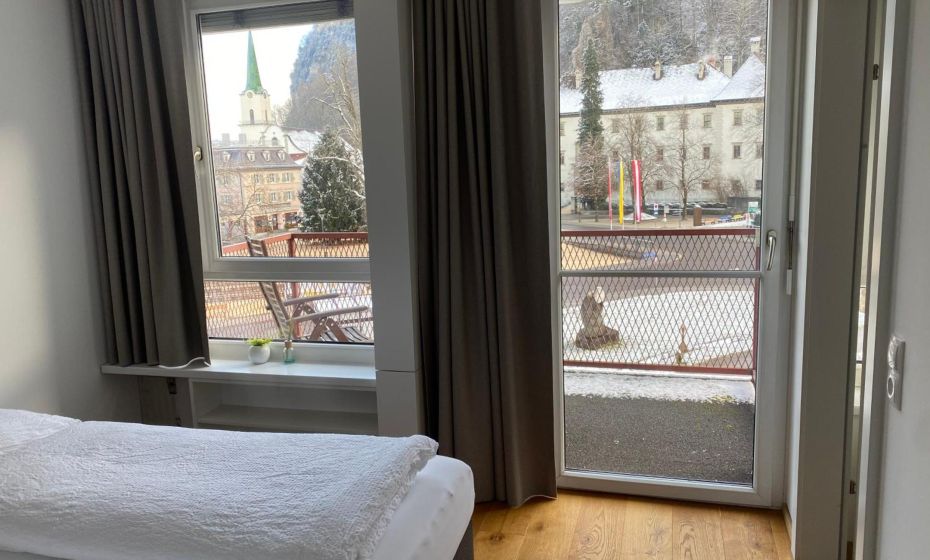 Zimmer & Appartements am SchloÃplatz